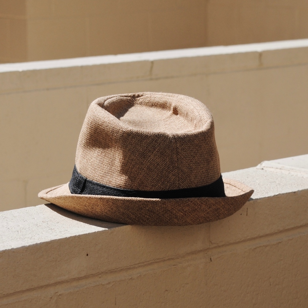 Hat - Picture 2 of 4